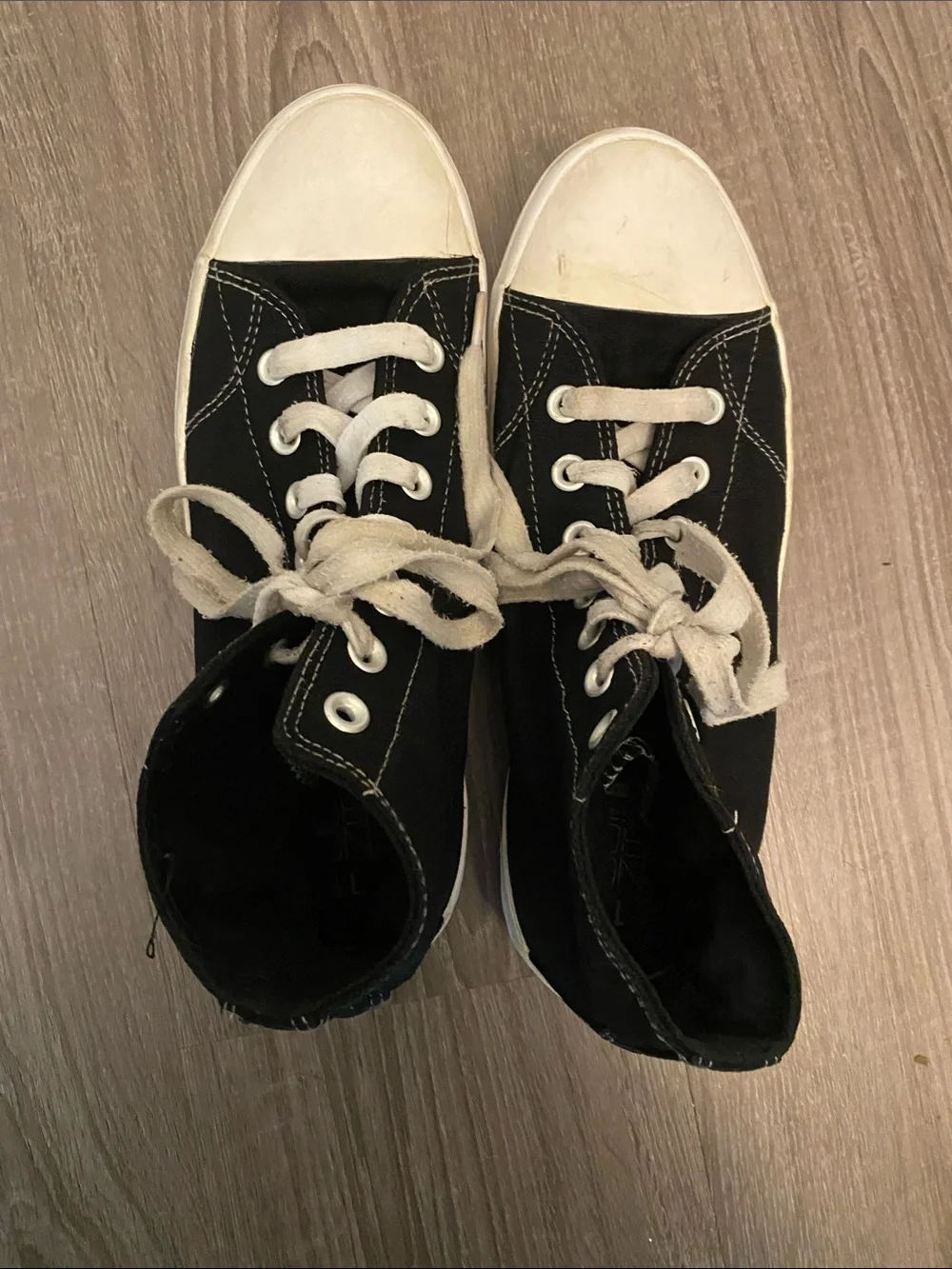 Converse classic style